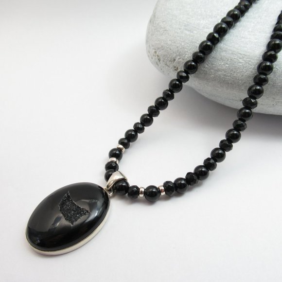 Black Onyx Druzy necklace - Picture 5 of 13